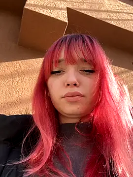 Snapshot of ValeriaFlame_ chatting on 10-29-25, 10:28 ValeriaFlame  online show from 10-29-25, 10:28