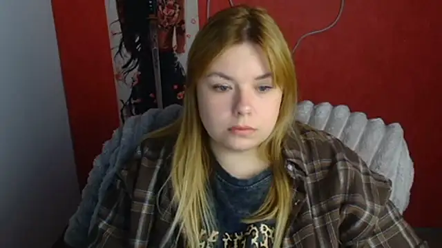 Snapshot of SusannaNight chatting on 04-18-26, 11:14 SusannaNight online show from 04-18-26, 11:14