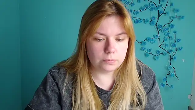 Snapshot of SusannaNight chatting on 05-05-26, 11:18 SusannaNight online show from 05-05-26, 11:18