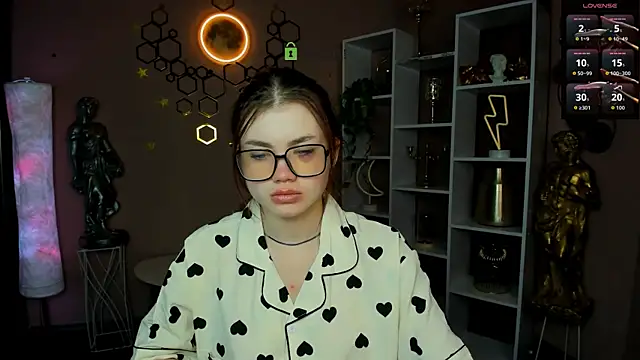 isabel wave online show from 04-15-26, 07:21