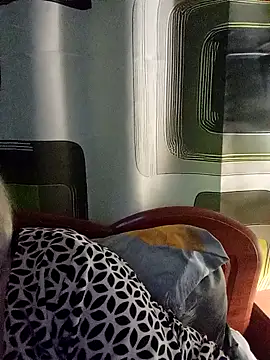 Snapshot of Esenia505 chatting on 11-27-25, 09:17 Esenia505 online show from 11-27-25, 09:17