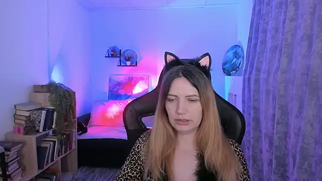 Snapshot of AleksaLaurent chatting on 11-30-25, 09:13 AleksaLaurent online show from 11-30-25, 09:13