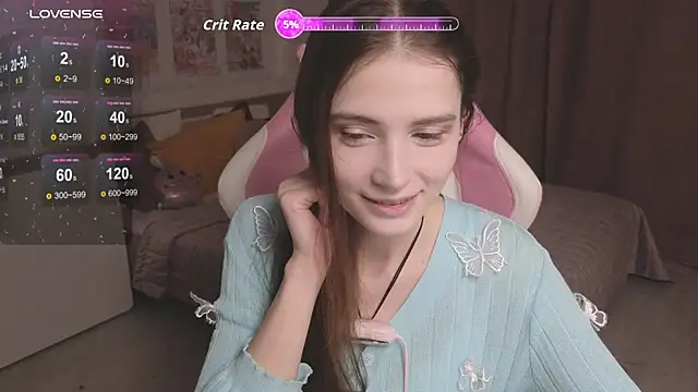 Hana Flo  online show from 11-18-25, 02:54