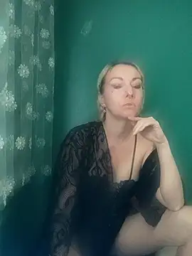 Snapshot of Seta385211 chatting on 10-30-25, 08:16 Seta385211 online show from 10-30-25, 08:16