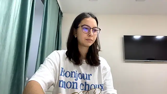 Allisgree online show from 11-15-25, 07:16