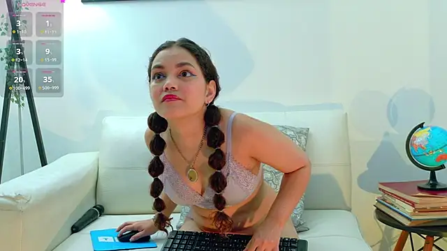 R3d Moonss   online show from 01-13-26, 06:02