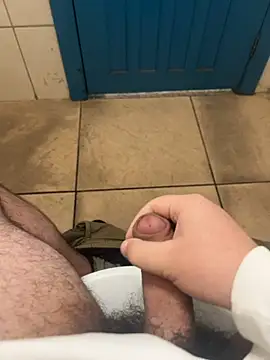 Snapshot of bfbfbfrr chatting on 10-30-25, 02:40 bfbfbfrr online show from 10-30-25, 02:40