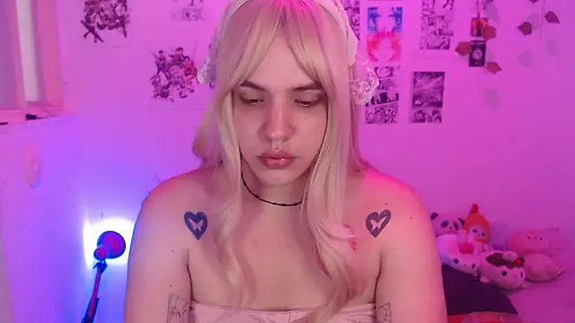 reiko doll online show from 11-14-25, 09:46