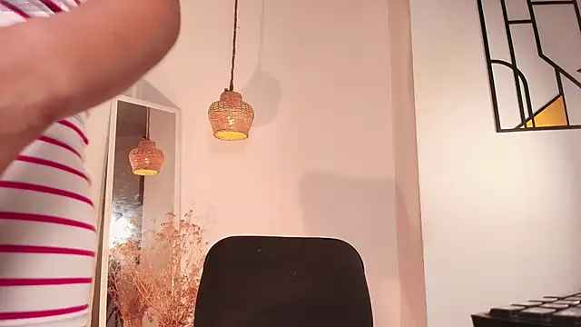 Snapshot of Ebonyswet_ chatting on 12-03-25, 08:18 Ebonyswet online show from 12-03-25, 08:18