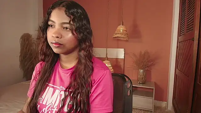 Snapshot of Ebonyswet_ chatting on 12-15-25, 08:13 Ebonyswet online show from 12-15-25, 08:13