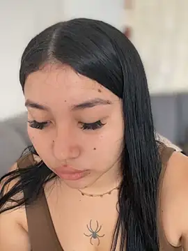 Snapshot of Vickybon chatting on 11-28-25, 03:04 Vickybon online show from 11-28-25, 03:04