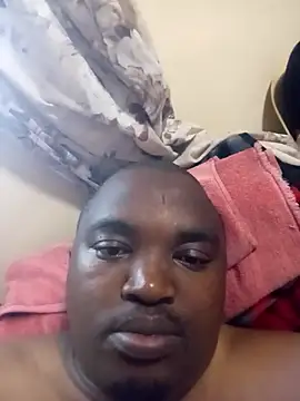 Snapshot of Amolisious chatting on 12-15-25, 04:33 Amolisious online show from 12-15-25, 04:33