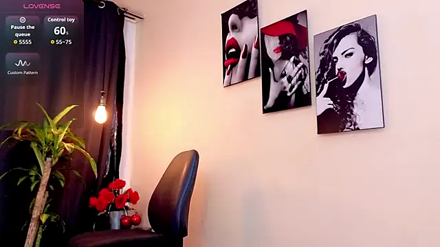 Snapshot of Flor_Gil chatting on 11-27-25, 03:52 Flor Gil online show from 11-27-25, 03:52