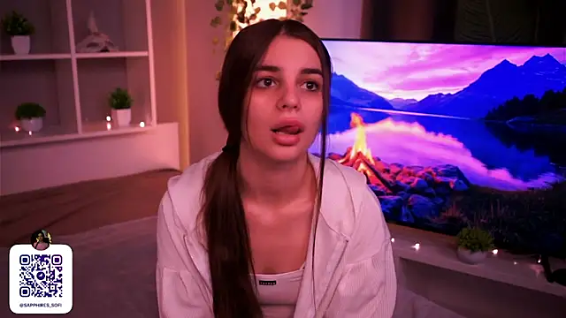 LauraHansil online show from 11-10-25, 07:07