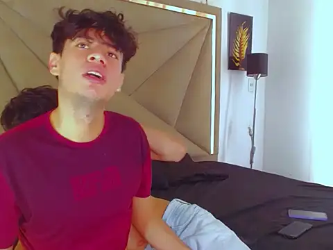 Snapshot of Austin_Noe chatting on 11-01-25, 07:38 Austin Noe online show from 11-01-25, 07:38