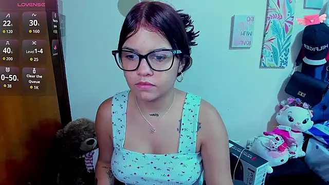 Emma boo online show from 11-09-25, 07:23