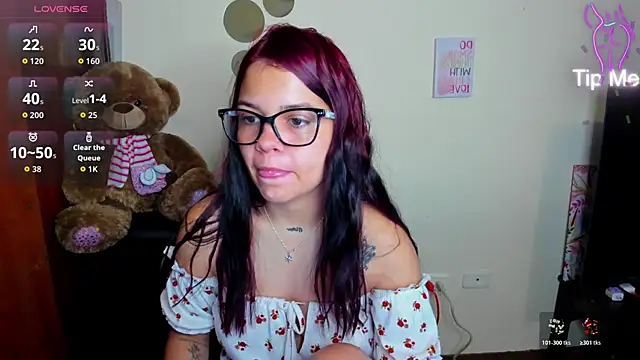 Emma boo online show from 02-12-26, 04:02