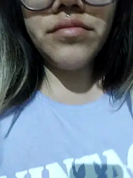 Camilu23 online show from 10-28-25, 10:34