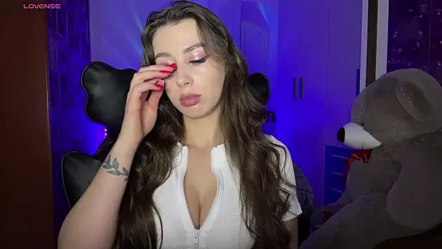 SweetCherry  N online show from 12-17-25, 10:16