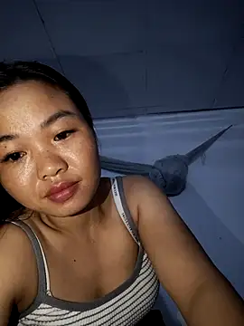 Snapshot of chu-bibo chatting on 10-28-25, 11:07 chu-bibo online show from 10-28-25, 11:07