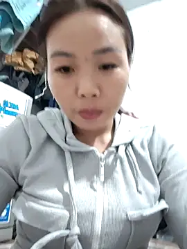 chu-bibo online show from 12-14-25, 05:13