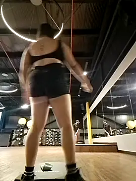 Snapshot of Amelia08 chatting on 11-14-25, 02:27 Amelia08 online show from 11-14-25, 02:27