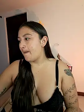 Snapshot of Amelia08 chatting on 12-18-25, 08:15 Amelia08 online show from 12-18-25, 08:15