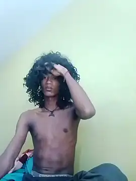 Snapshot of skinniyGabriel chatting on 11-11-25, 01:44 skinniyGabriel online show from 11-11-25, 01:44