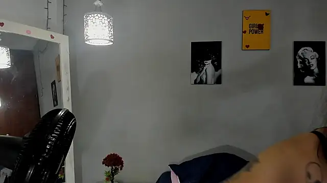 sexynova 93 online show from 01-16-26, 07:51