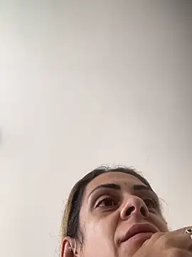 sabrinaneves online show from 02-05-26, 04:22