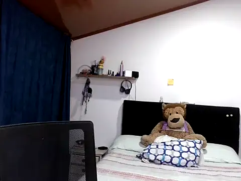 KendallTwisTx online show from 12-04-25, 04:11