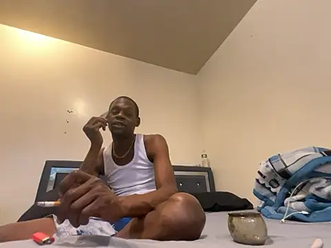 Snapshot of Trini2600 chatting on 11-21-25, 12:10 Trini2600 online show from 11-21-25, 12:10