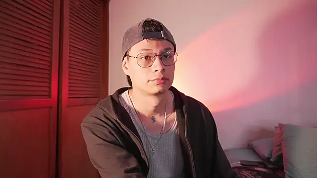 estmonnn online show from 05-17-26, 12:52