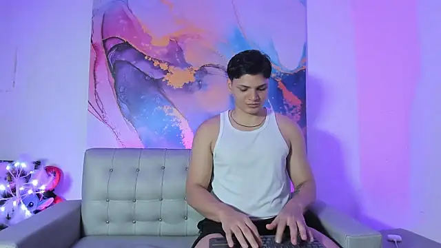 pinksmile 1 online show from 01-14-26, 03:56