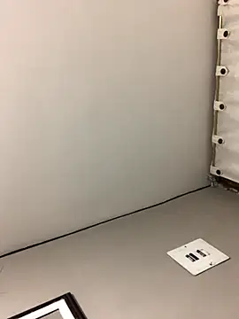 Naomip online show from 11-02-25, 03:20