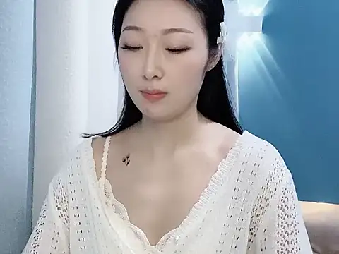 ella55-- online show from 12-05-25, 01:03