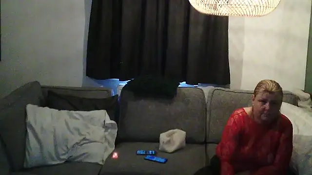 Snapshot of Sylviastar46 chatting on 01-19-26, 09:02 Sylviastar46 online show from 01-19-26, 09:02