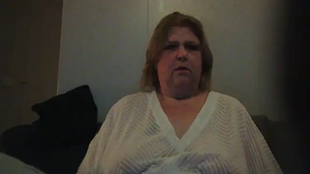 Snapshot of Sylviastar46 chatting on 02-21-26, 09:16 Sylviastar46 online show from 02-21-26, 09:16