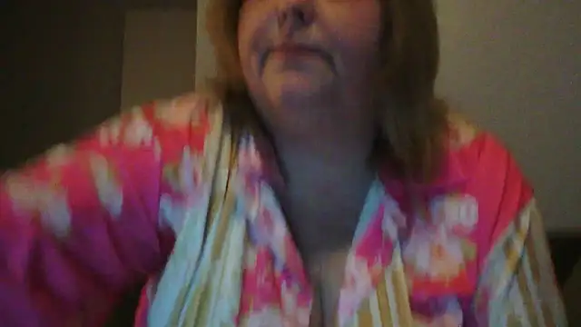 Snapshot of Sylviastar46 chatting on 02-23-26, 06:05 Sylviastar46 online show from 02-23-26, 06:05