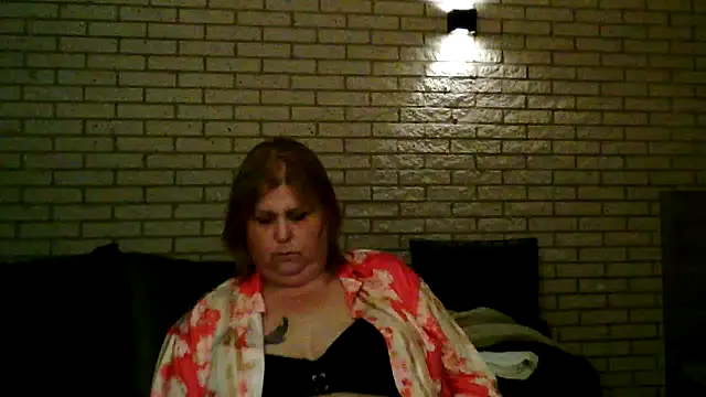 Snapshot of Sylviastar46 chatting on 04-04-26, 07:00 Sylviastar46 online show from 04-04-26, 07:00