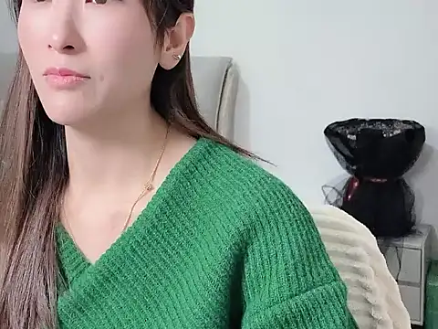 Snapshot of Doris-658 chatting on 11-17-25, 05:24 Doris-658 online show from 11-17-25, 05:24