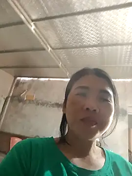 Snapshot of Nahata-suki chatting on 11-09-25, 02:43 Nahata-suki online show from 11-09-25, 02:43