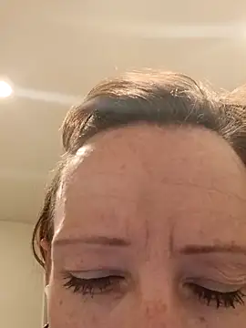 Snapshot of Karebearz1 chatting on 04-04-26, 11:51 Karebearz1 online show from 04-04-26, 11:51