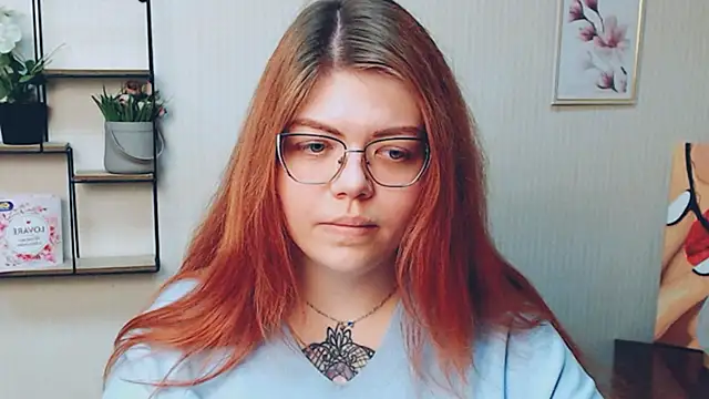 Snapshot of Lina_ri_ chatting on 10-29-25, 11:34 Lina ri  online show from 10-29-25, 11:34