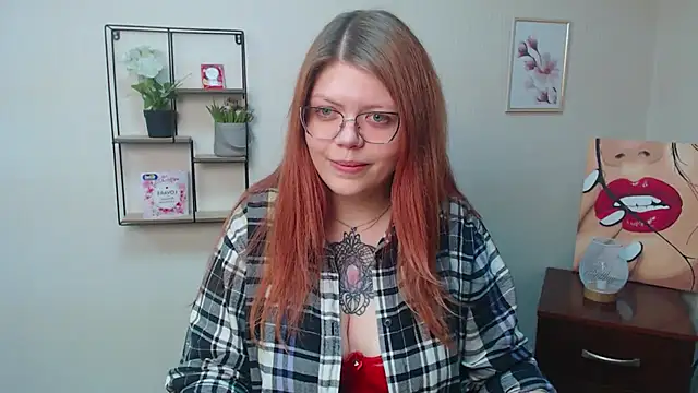 Snapshot of Lina_ri_ chatting on 11-18-25, 04:44 Lina ri online show from 11-18-25, 04:44