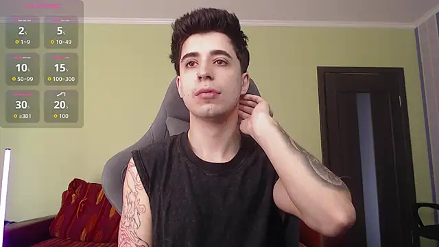 Yofukashii online show from 11-18-25, 07:35