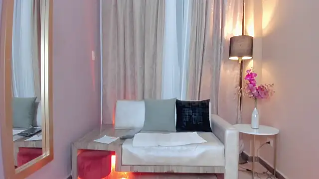 Snapshot of HannaaWells chatting on 11-27-25, 05:59 HannaaWells online show from 11-27-25, 05:59