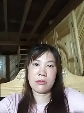 Snapshot of -Lana-123 chatting on 07-05-26, 10:39 -Lana-123 online show from 07-05-26, 10:39
