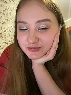 Snapshot of Regina_Lynne chatting on 10-30-25, 03:13 Regina Lynne online show from 10-30-25, 03:13