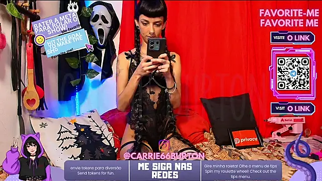 CarrieBurton online show from 12-15-25, 02:32